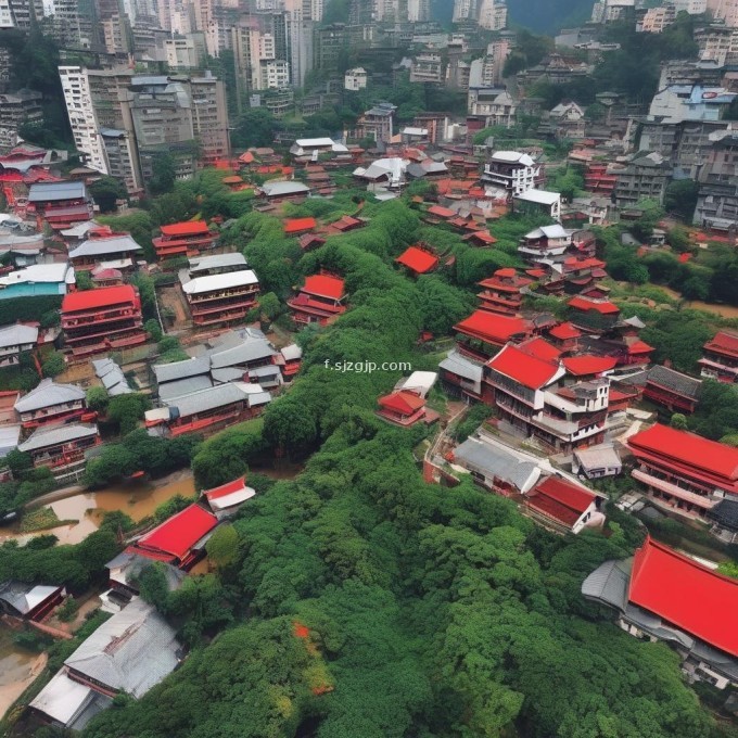 红建蜜蜂养殖场是否位于临安市中心附近?